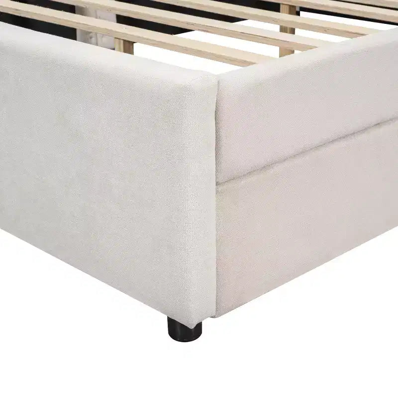 Letto imbottito con piattaforma Queen Size e porte USB