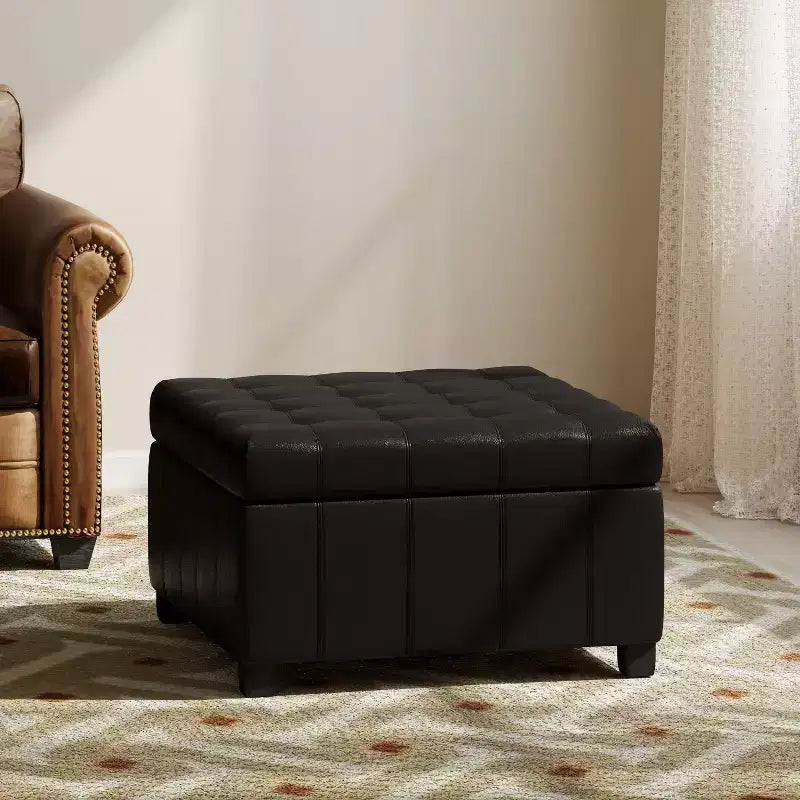 Pouf Contenitore Rigby Contemporaneo Rivestito in Similpelle Trapuntata a Bottoni
