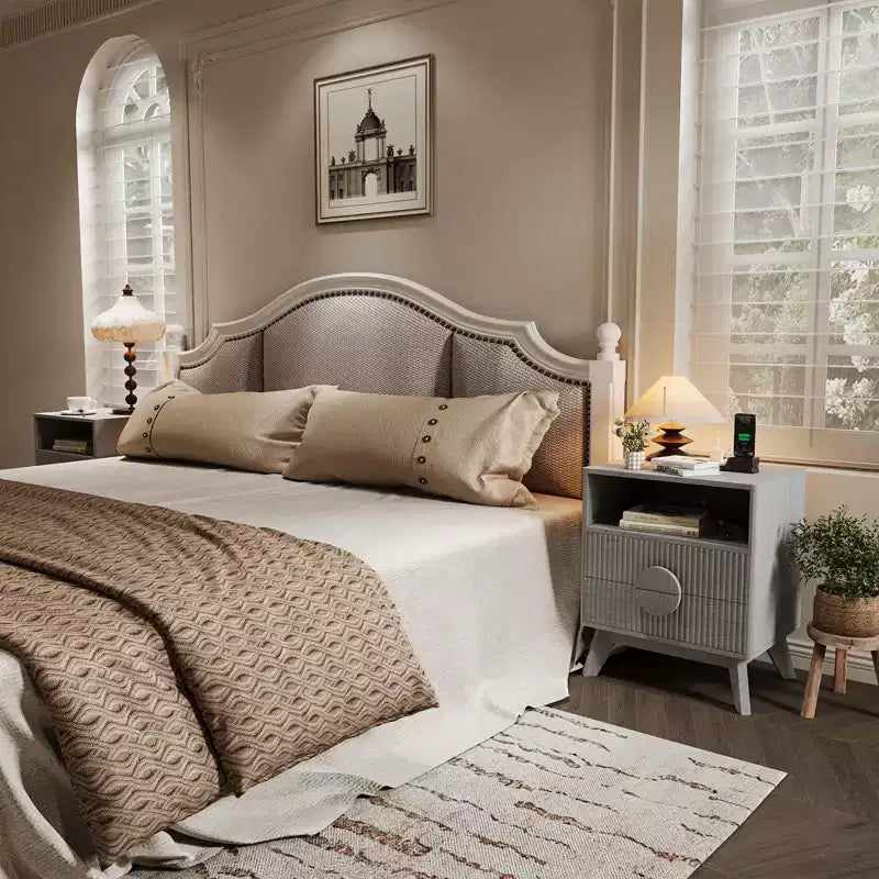 Comodino moderno scanalato, Comodino in legno, Tavolino, Cassetti e ripiano portaoggetti per soggiorno e camera da letto