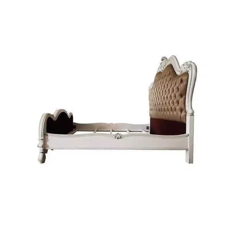 Letto matrimoniale "Eastern King" Versailles II da 99" con borchie e testiera trapuntata - Acme Furniture
