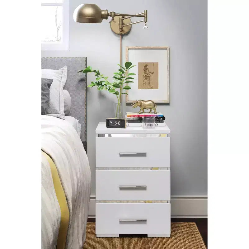 Comodino a 3 cassetti - Finch